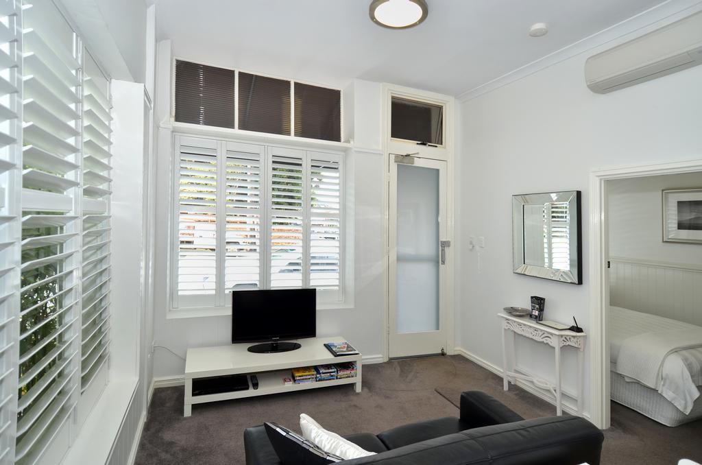 Albany Central Apartments Kamer foto