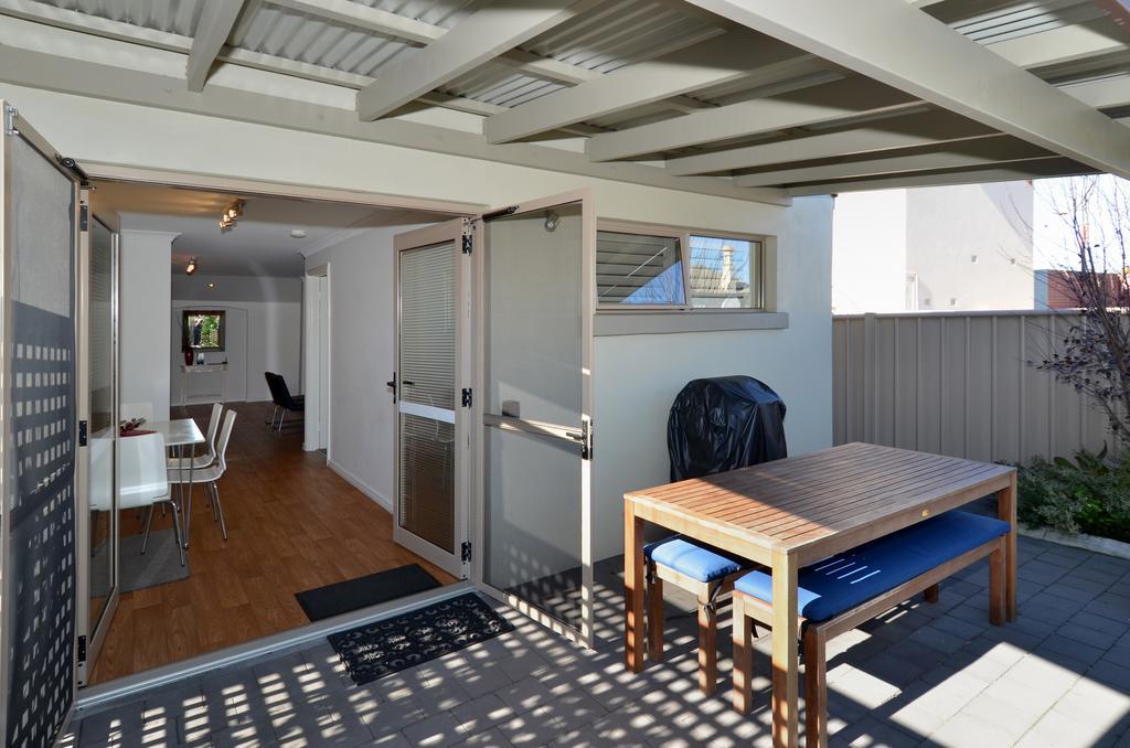 Albany Central Apartments Kamer foto